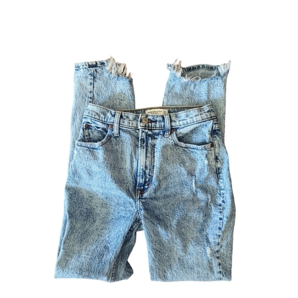 Abercrombie & Fitch the 90s Skinny High Rise distressed stone wash jeans W26 L30 - Picture 9 of 11